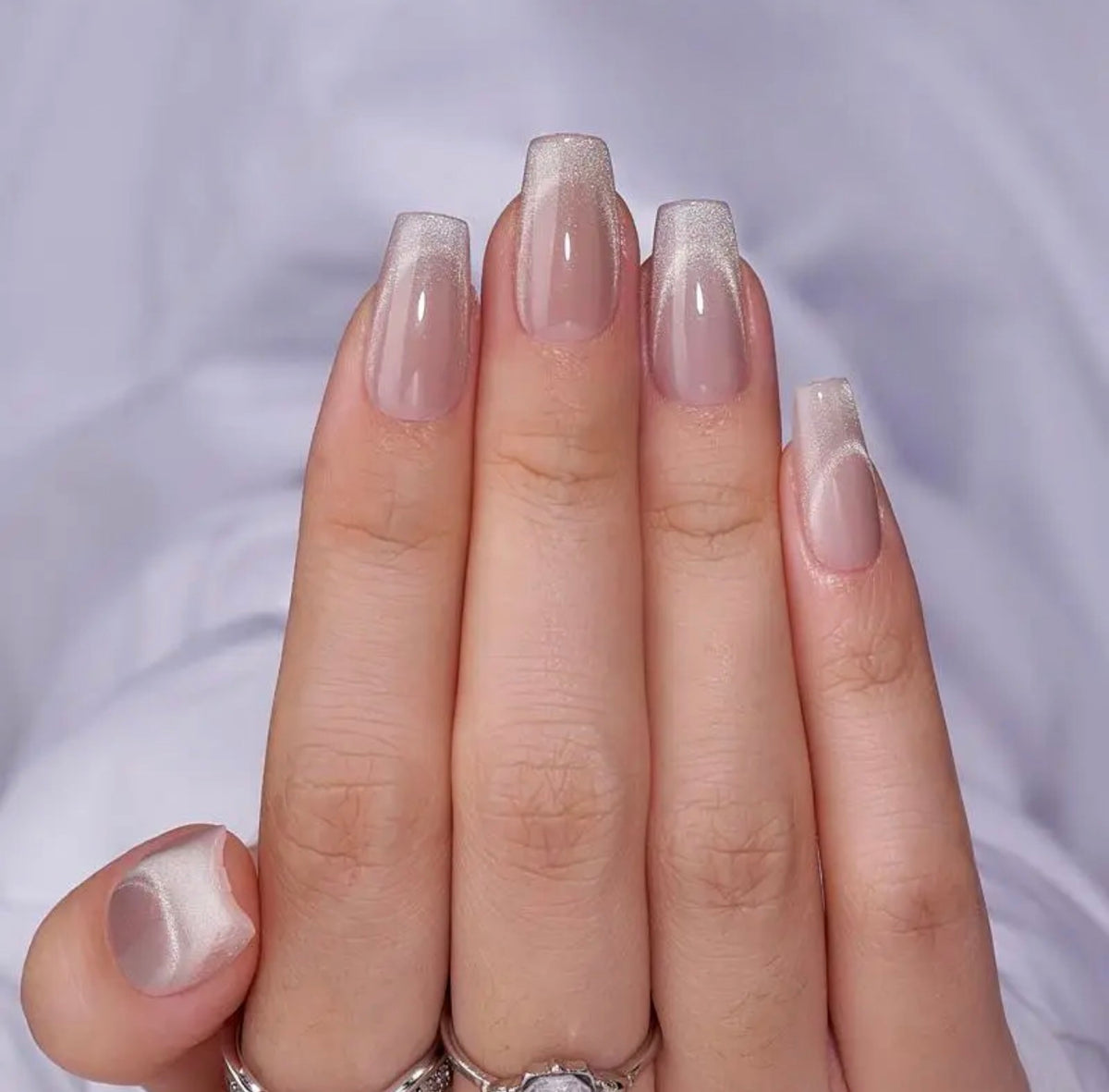 Cat Eye French Tip Press On Nails - Medium
Coffin Press on Nails