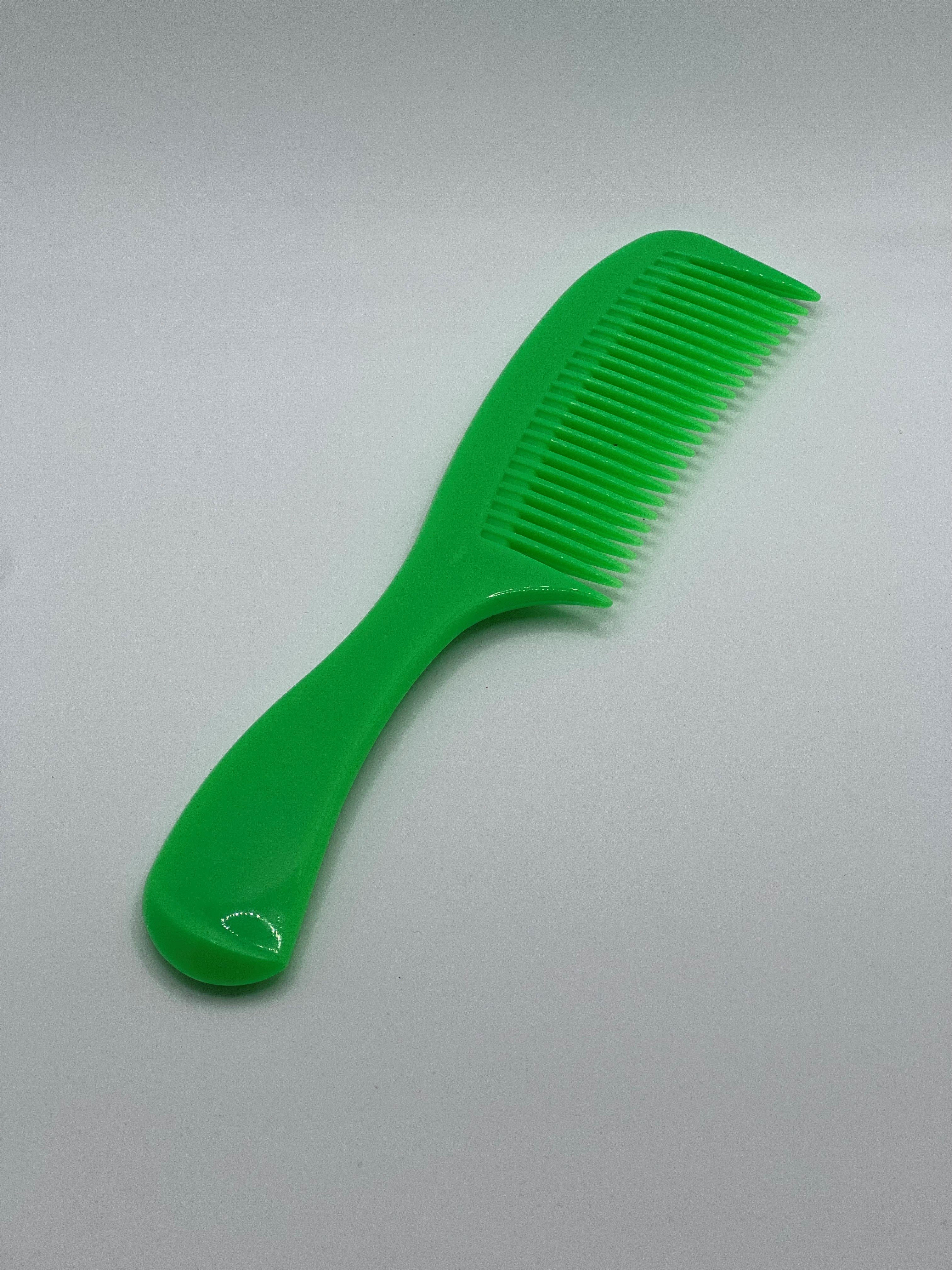 Handle Comb